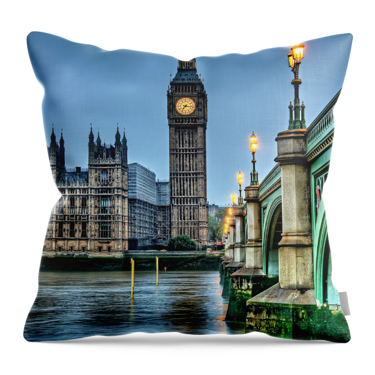 Clock Tower Throw Pillow featuring the photograph Big Ben In London At Dawn by Francisco Diez Photography