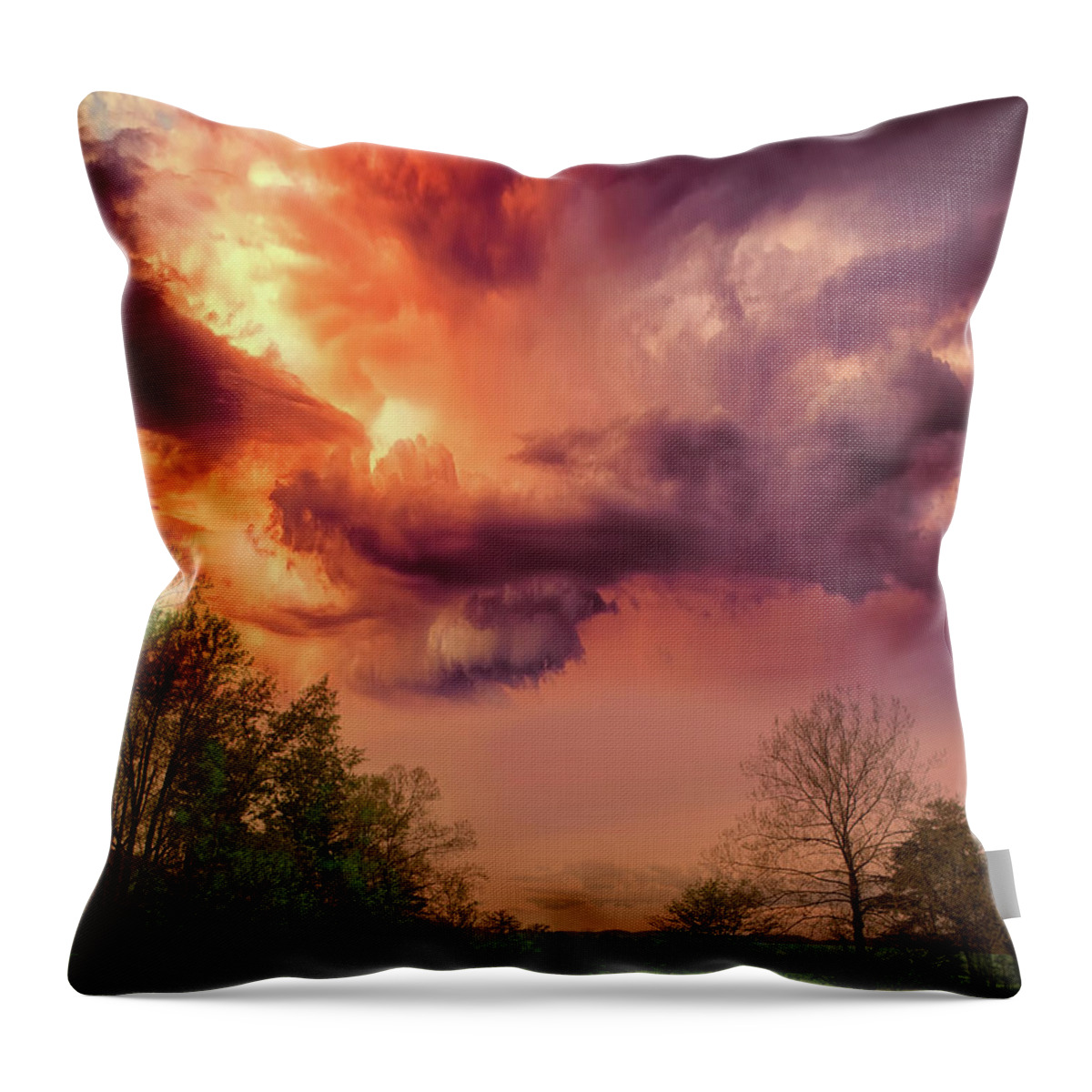 Evie Throw Pillow featuring the photograph Big Sky Cades Cove Tennessee by Evie Carrier