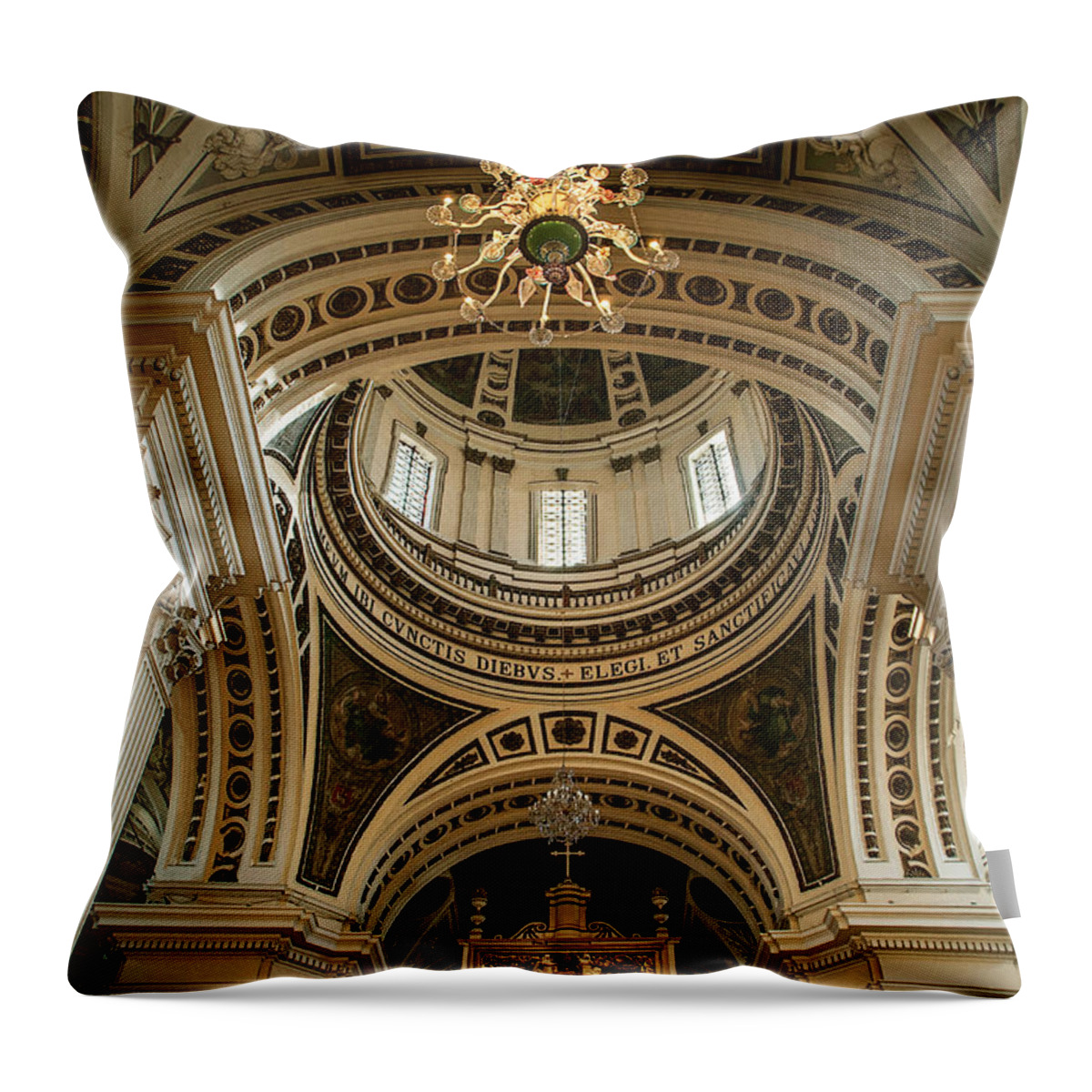 Arch Throw Pillow featuring the photograph Cúpula Del Altar Mayor Del Pilar by Rosatome