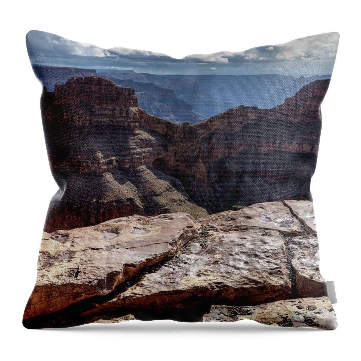Arizona Throw Pillow featuring the photograph Eagle Point by James Marvin Phelps