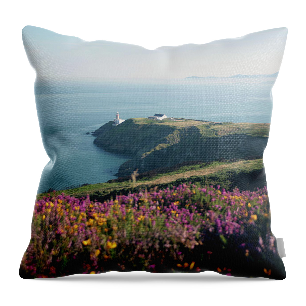 Howth Throw Pillow featuring the photograph Howth_ireland Lighthouse by Rosalba Porpora
