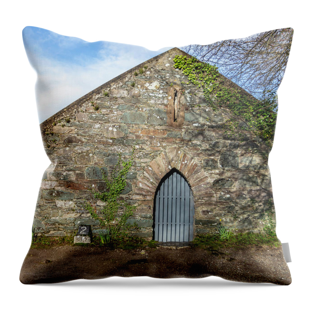 Killarney National Park Throw Pillow featuring the photograph Killarney National Park Boathouse by John McGraw