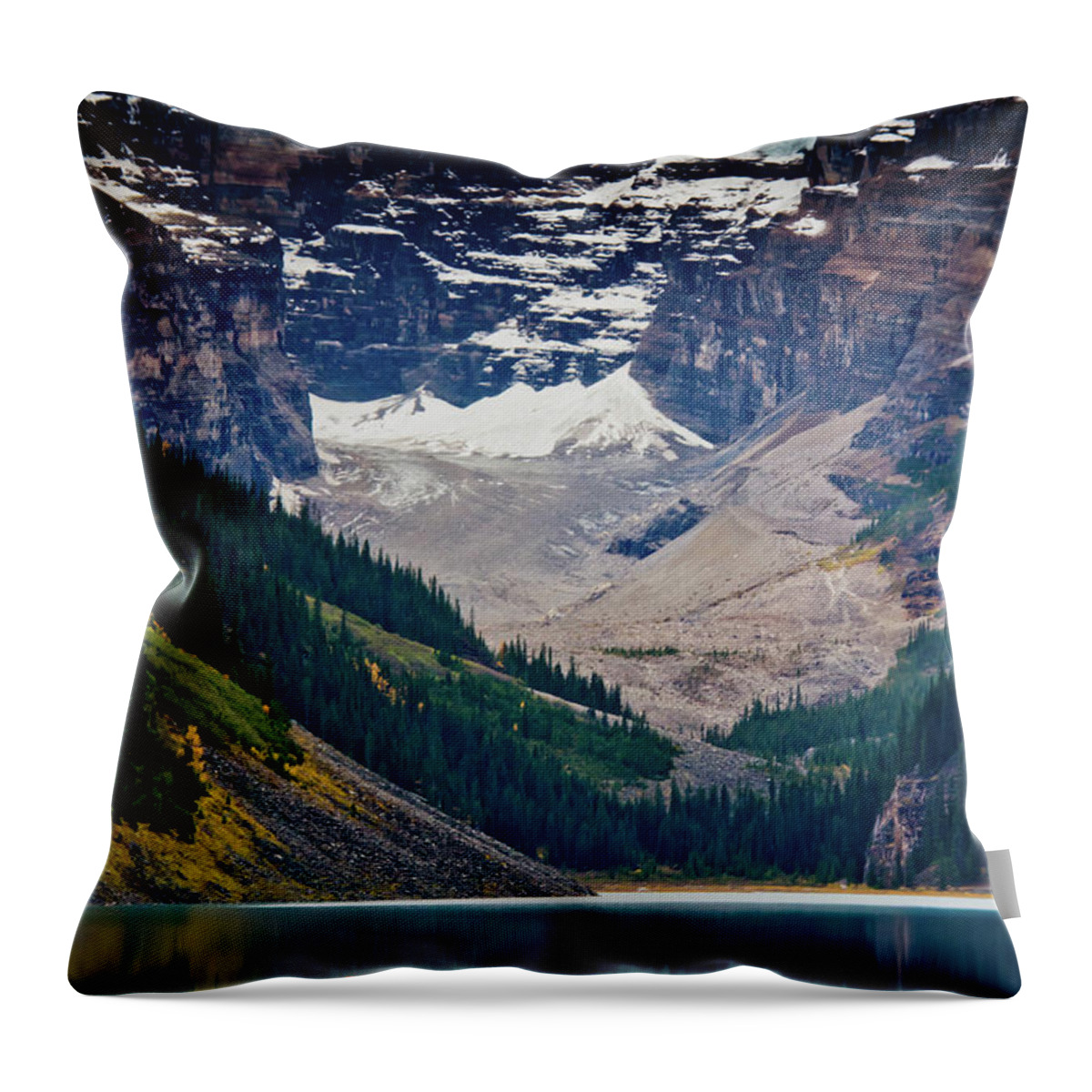 Tranquility Throw Pillow featuring the photograph Lake Louise by David Appleby