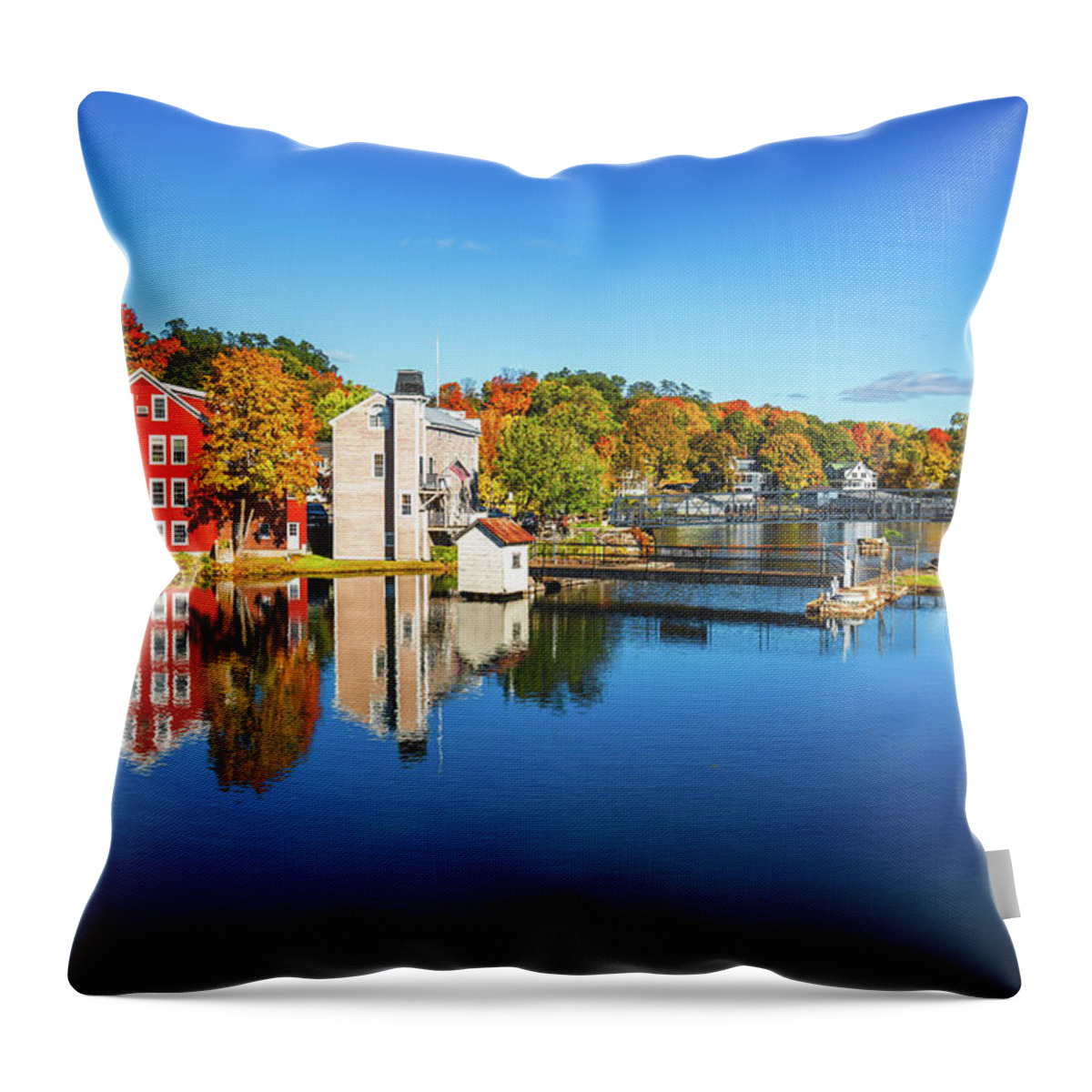Autumn Throw Pillow featuring the photograph Lakeport Dam by Robert Clifford