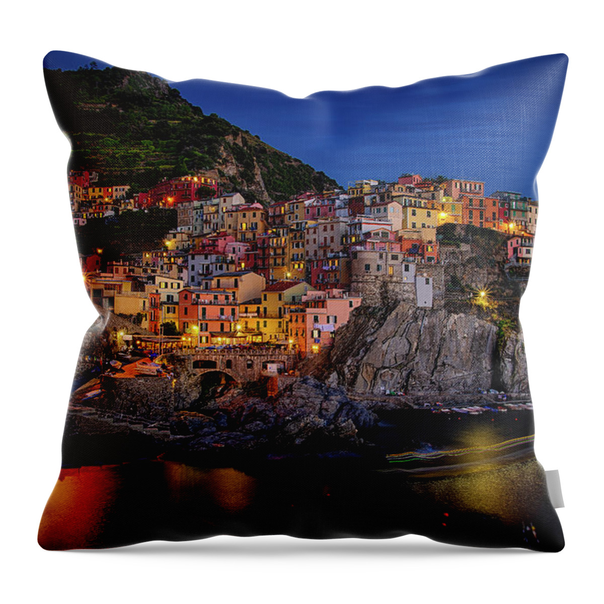 Cinque Terre Throw Pillow featuring the photograph Manarola by Raf Winterpacht