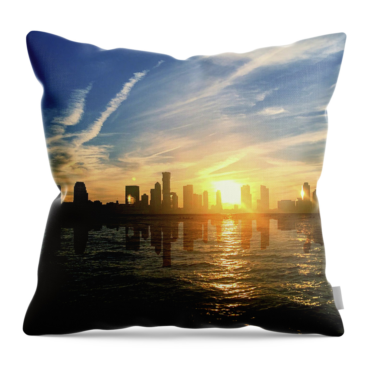 Sailing Throw Pillow featuring the photograph Sailing Views Of Ny by Acosta