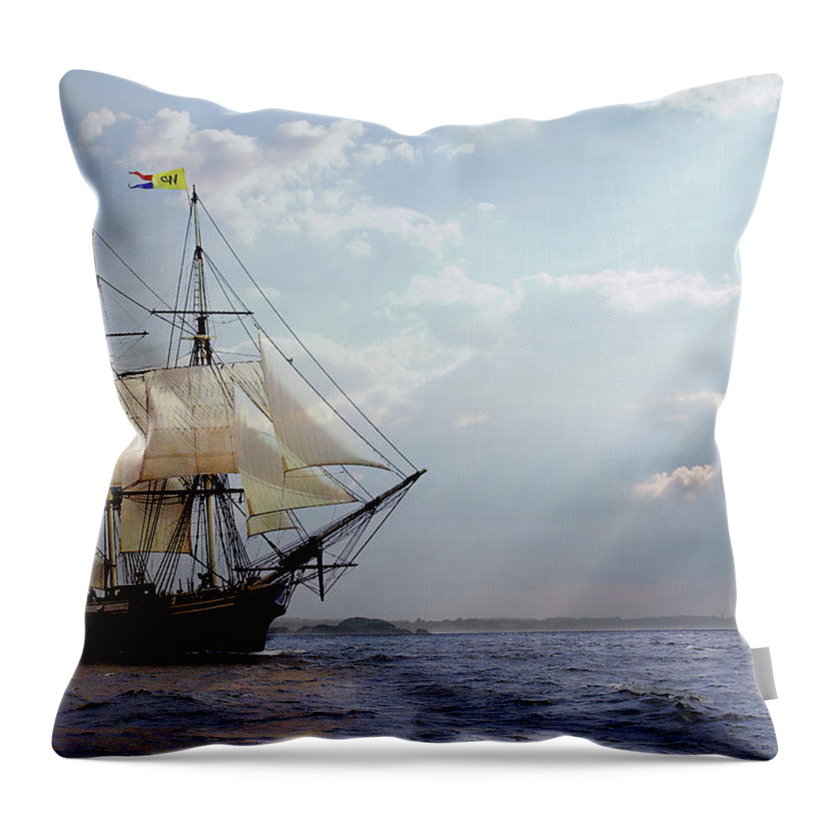 Friendship Of Salem Throw Pillow featuring the photograph Salem's Friendship Sails Home by Jeff Folger