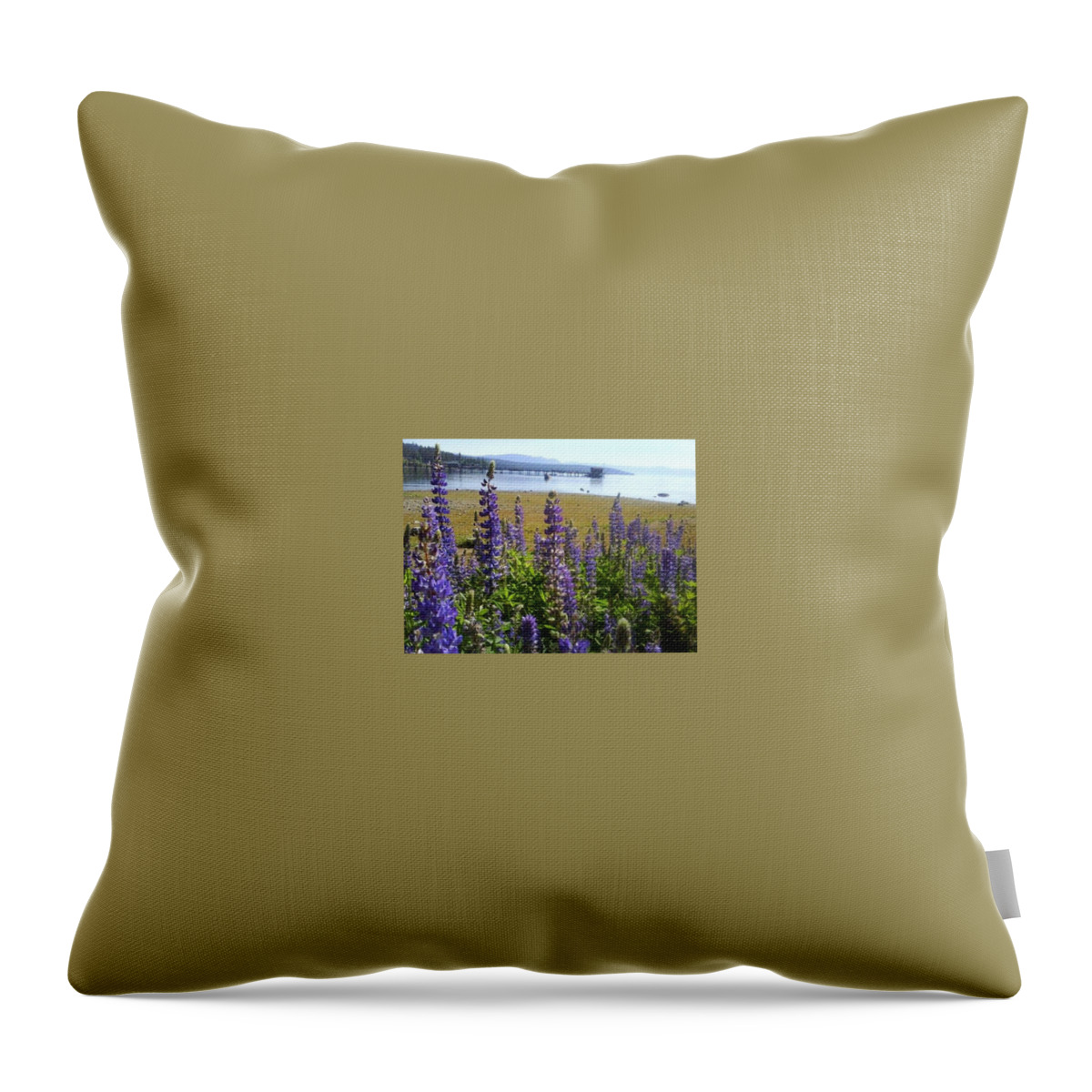 Tahoe Flowers Throw Pillow featuring the photograph Tahoe Wildflowers by FD Graham
