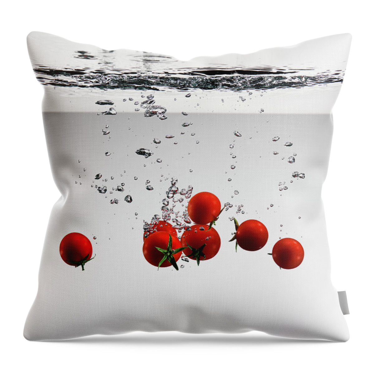 Underwater Throw Pillow featuring the photograph Tomatoes Falling Into Water by Pier