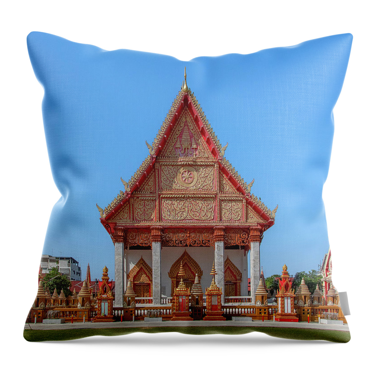 Thailand Throw Pillow featuring the photograph Wat Liab Ubosot DTHU035 by Gerry Gantt