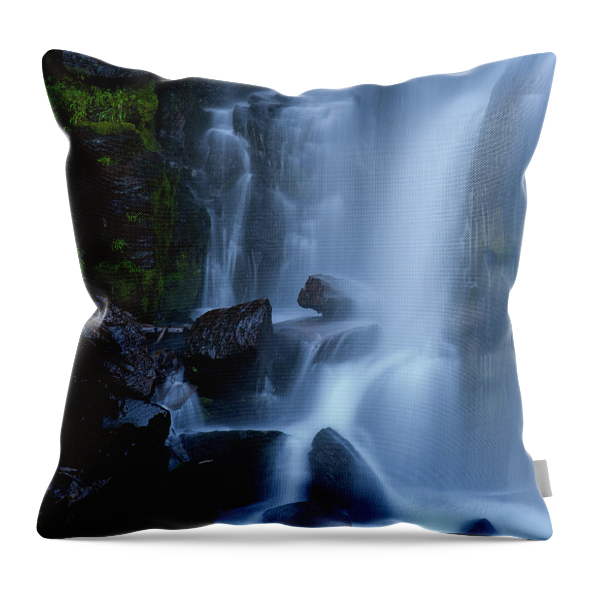 Lassen National Park Throw Pillow featuring the photograph Silky Water by Mike Lee