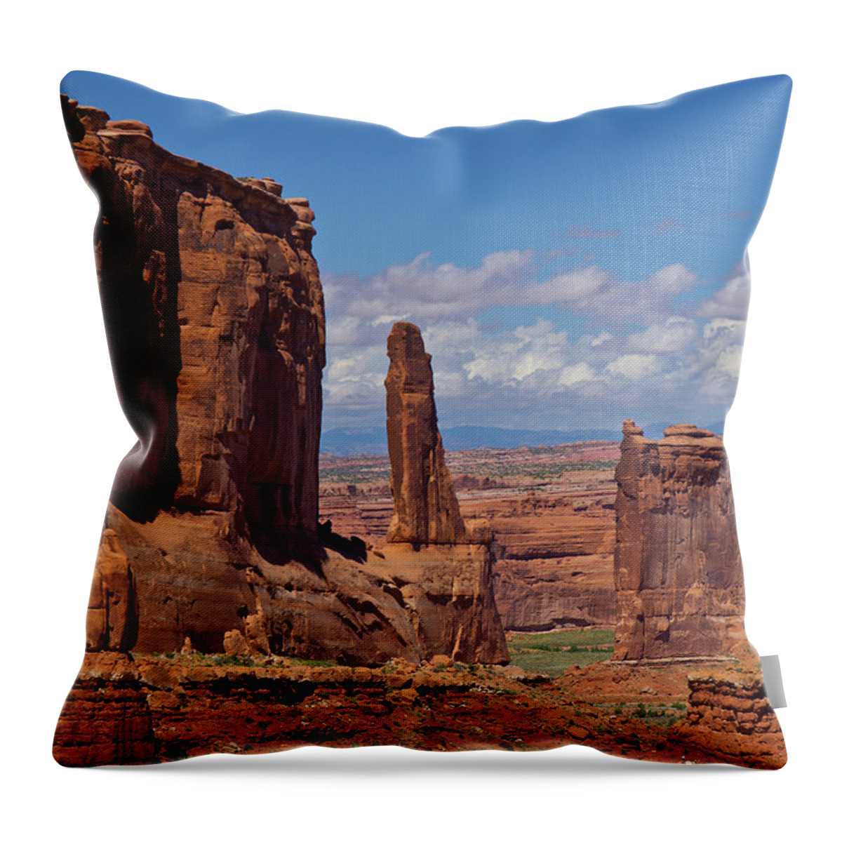 Arches National Park Throw Pillow featuring the photograph Arches National Park - 7960 by Jerry Owens