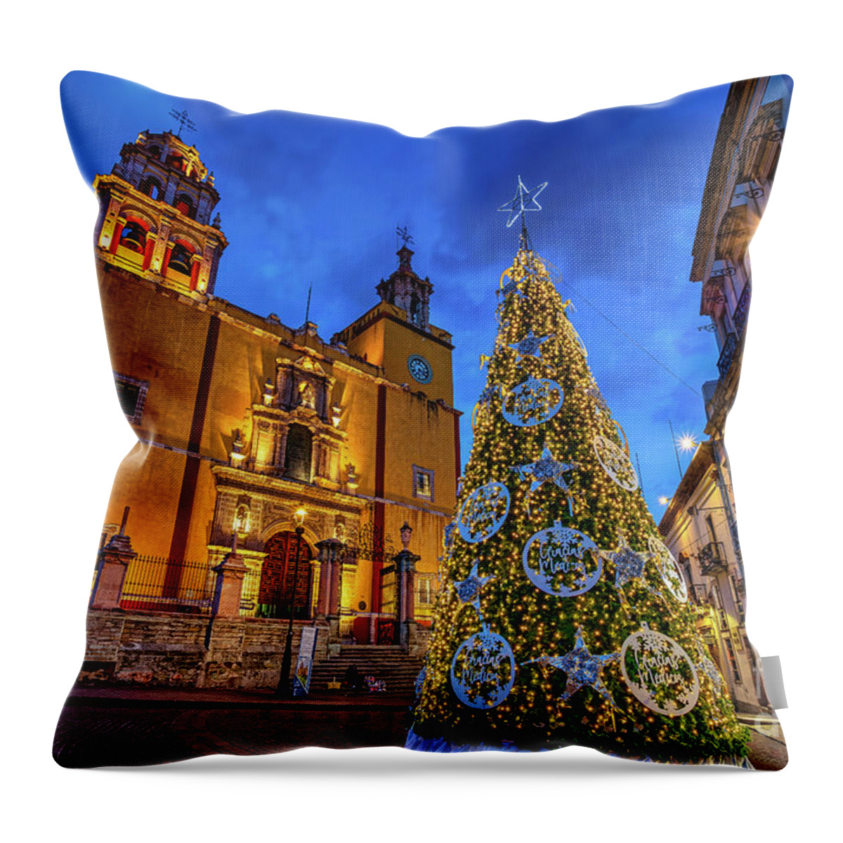 Christmas Ornament Throw Pillow featuring the photograph Christmas in Guanajuato, Mexico by Sam Antonio