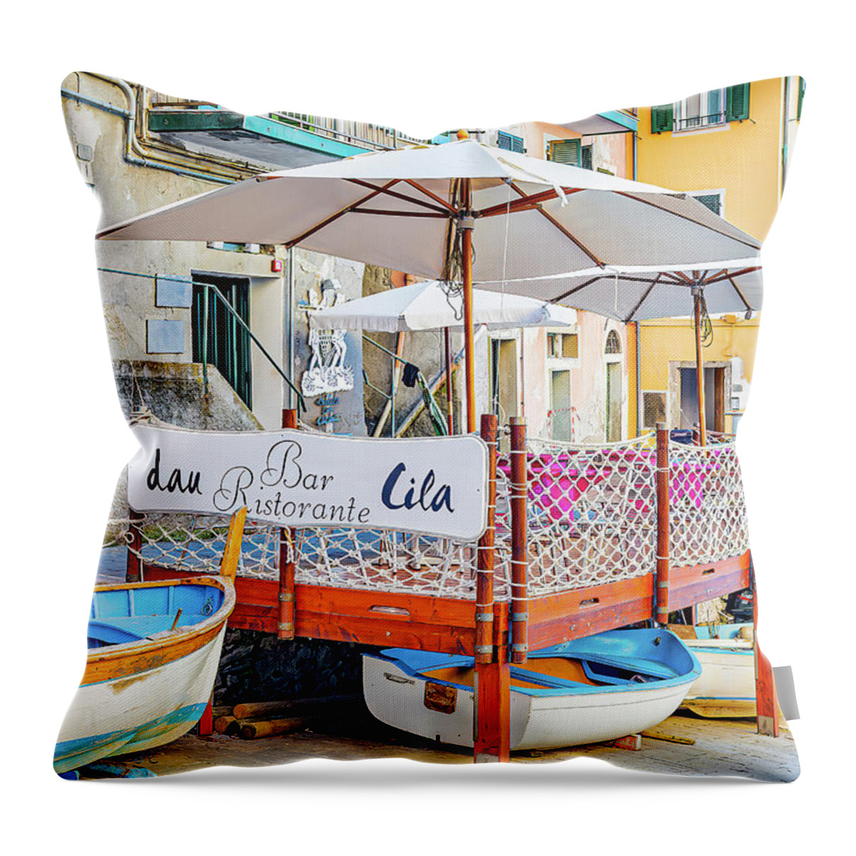 Cinque Terre Throw Pillow featuring the photograph Dau Cila by Marla Brown