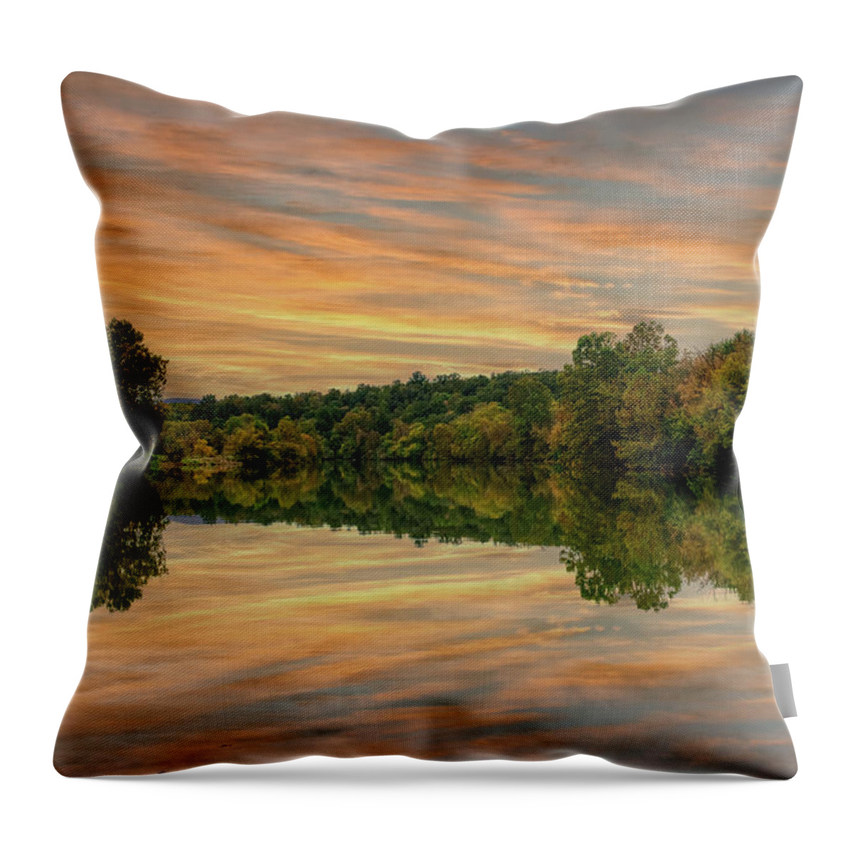 Egypt Bend Throw Pillow featuring the photograph Evening On the Shenandoah by Lara Ellis