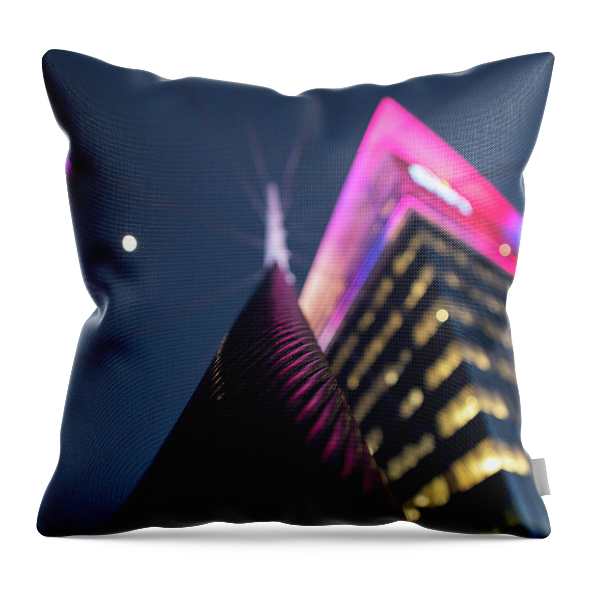Cable Throw Pillow featuring the photograph Fading Away by Kevin Schwalbe