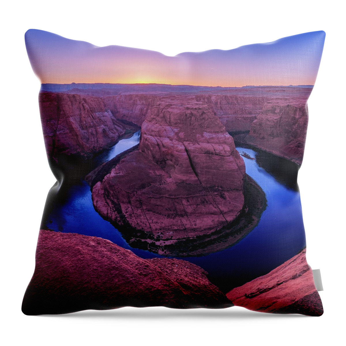 2018 Throw Pillow featuring the photograph Horseshoe Bend by Edgars Erglis