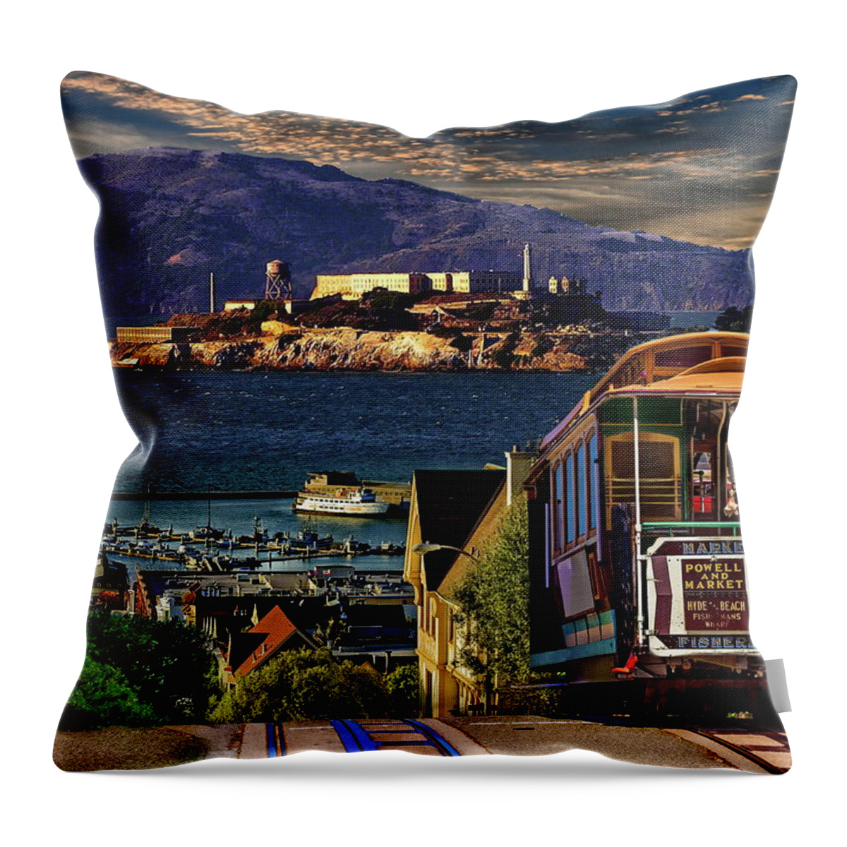 San Francisco Throw Pillow featuring the photograph Hyde Street Cable Car by Russ Harris
