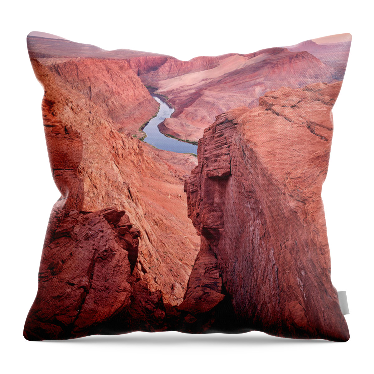Glen Canyon Throw Pillow featuring the photograph Leaving Glen Canyon by Peter Boehringer