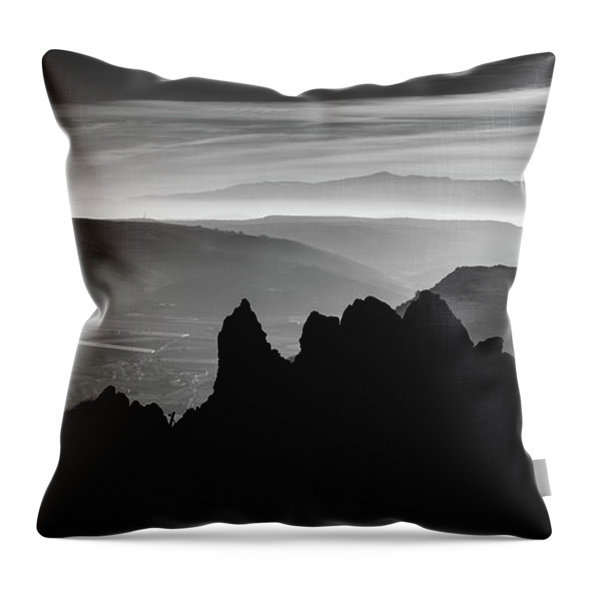 Sierra Nevada Throw Pillow featuring the photograph Misty Sierra Nevada by Gary Browne