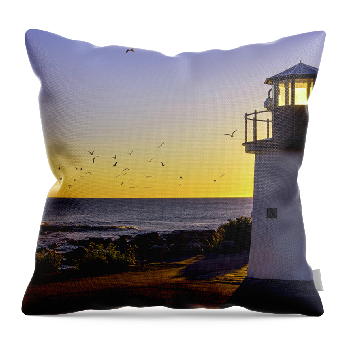 Ogunquit Throw Pillow featuring the photograph Ogunquit Lighthouse by White Mountain Images