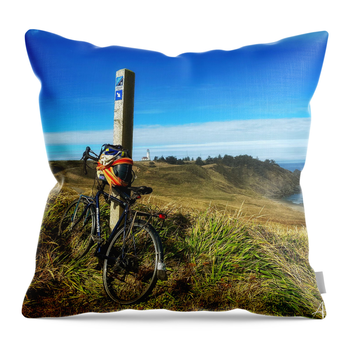 Bicycle Throw Pillow featuring the photograph Oregon Coast Kickstand by Andrea Platt