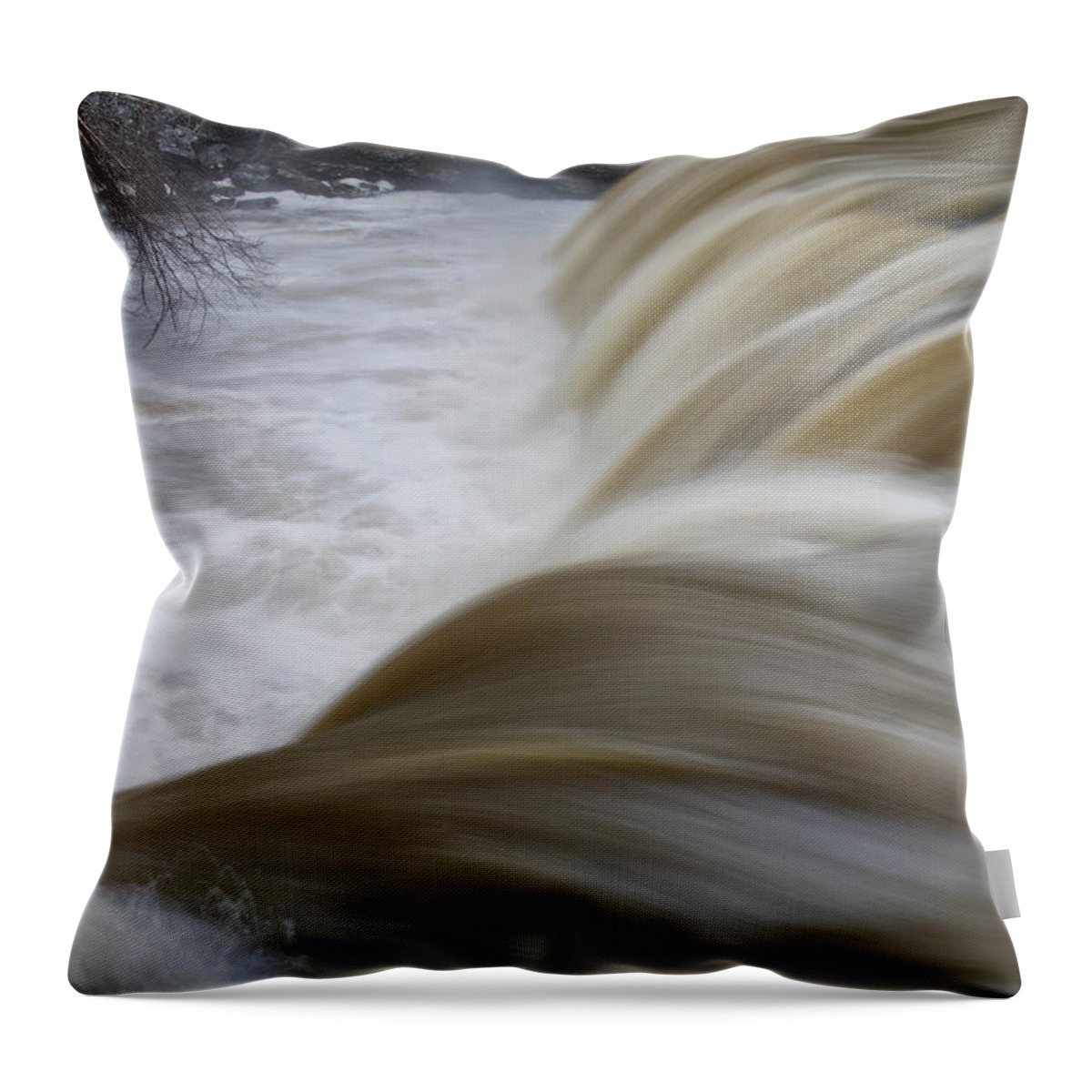 Waterfall Throw Pillow featuring the photograph Potter's Falls 15 by Phil Perkins
