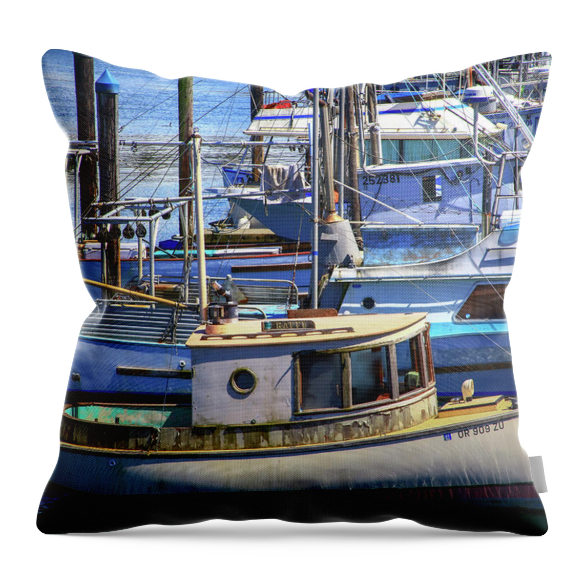 Charleston Throw Pillow featuring the photograph Ratty by Sally Bauer