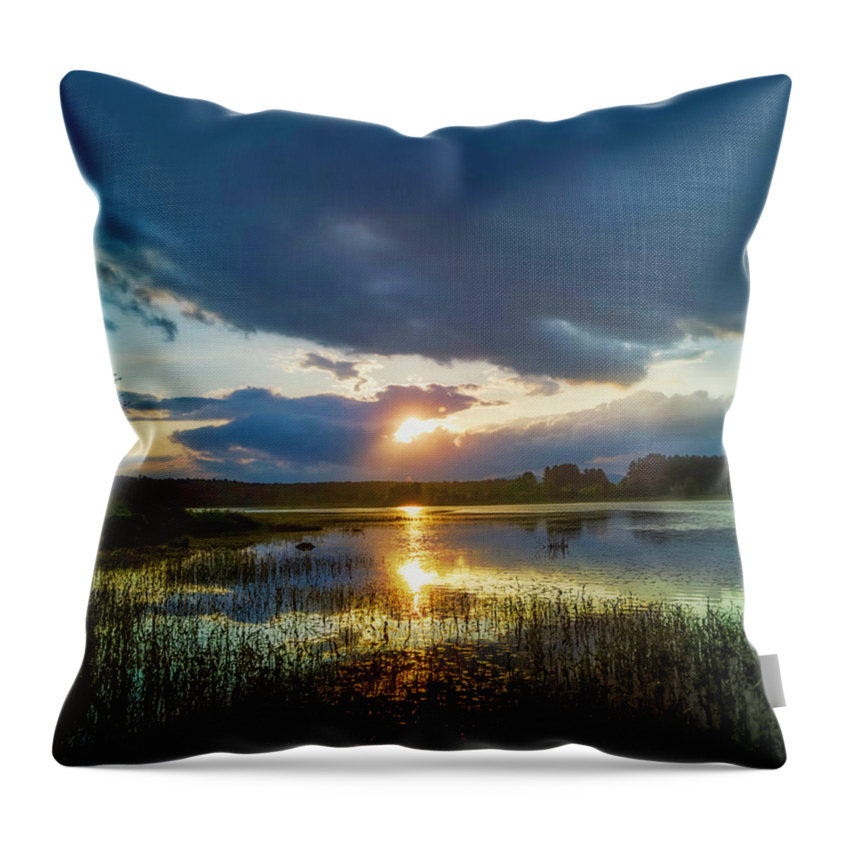 Sunset Throw Pillow featuring the photograph Solmate by Jerry LoFaro