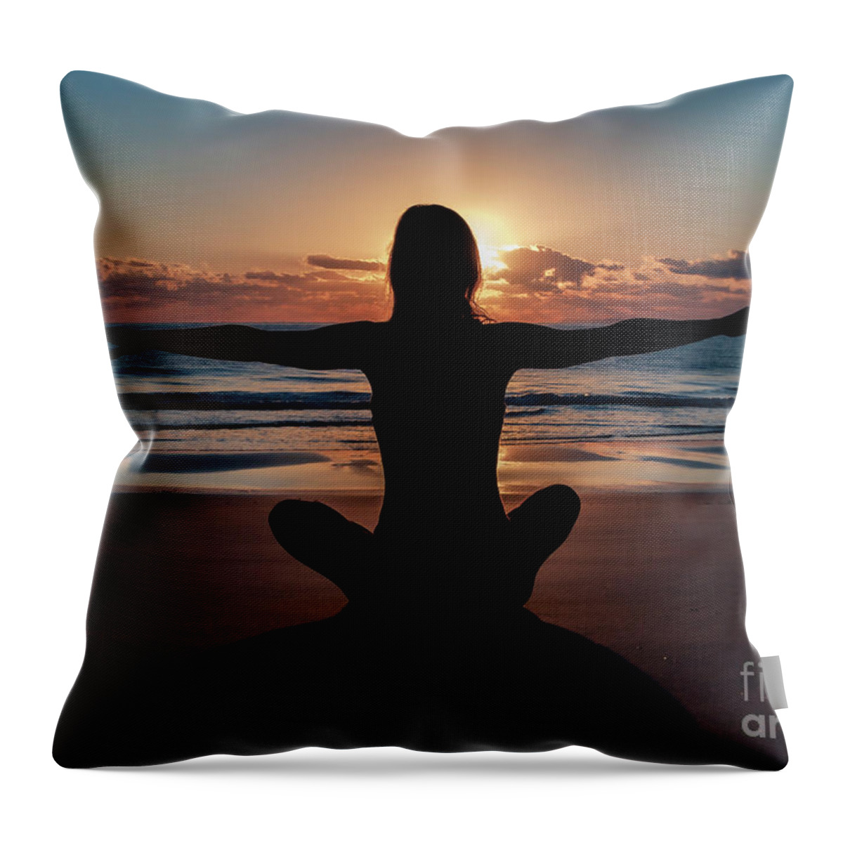 Sunrise Throw Pillow featuring the photograph Southern Sunrise by Daniel M Walsh