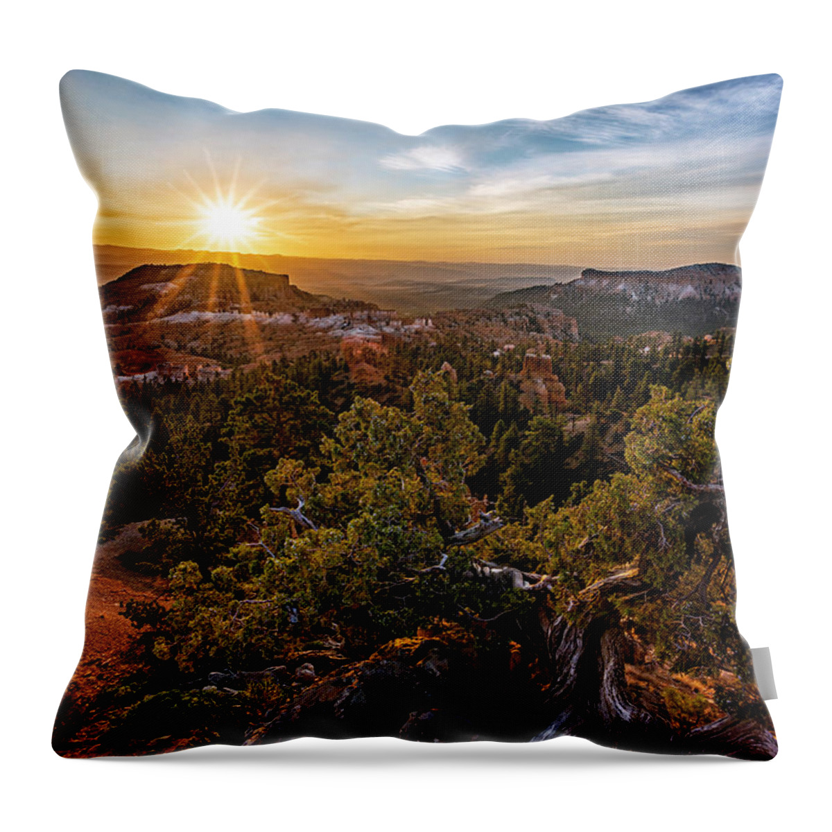 2020 Utah Trip Throw Pillow featuring the photograph Sunrise Point by Gary Johnson