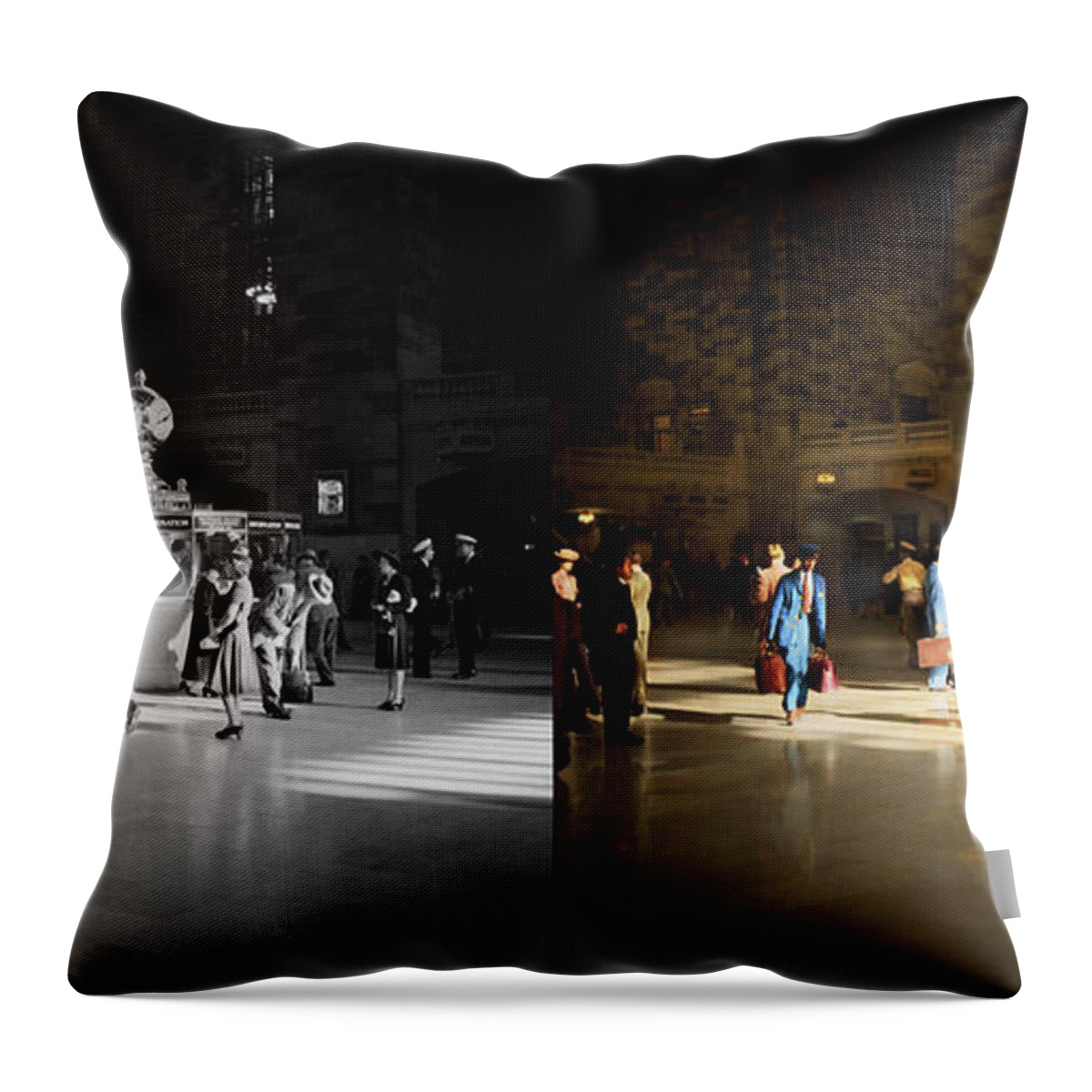 New York Throw Pillow featuring the photograph Train Station - Meet me at the clock 1941 - Side by Side by Mike Savad