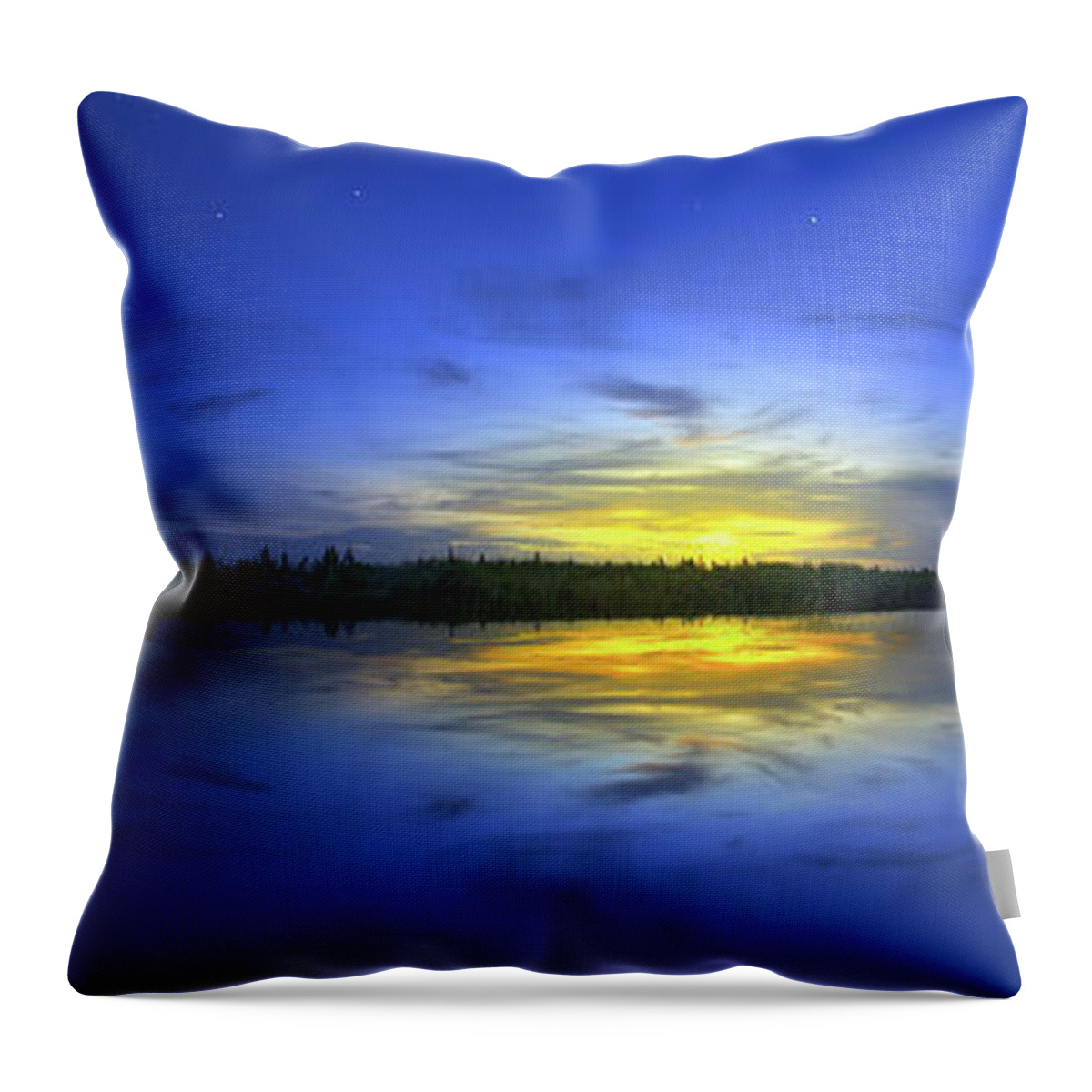 Twilight Throw Pillow featuring the photograph Twilight Horizon by Mark Andrew Thomas