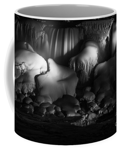 Niagara Falls Coffee Mug featuring the photograph American Falls #1 by JT Lewis