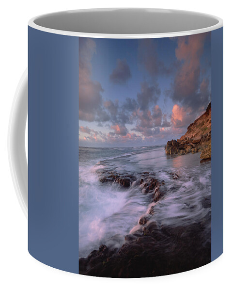 Feb0514 Coffee Mug featuring the photograph Keoneloa Bay Kauai Hawaii #1 by Tim Fitzharris