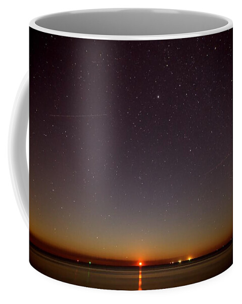 9415 Coffee Mug featuring the photograph Moonrise on Tybee Island #1 by Gordon Elwell