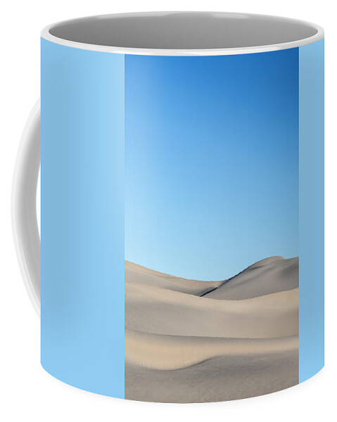 Vertical Coffee Mug featuring the photograph Desert Calm by Jon Glaser