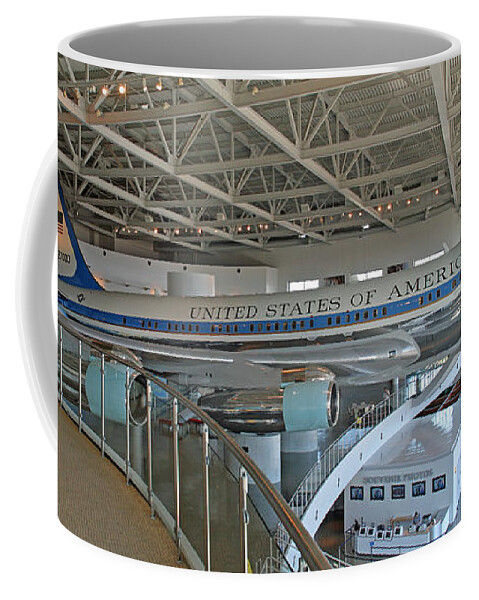 Air Force One Coffee Mug featuring the photograph 27000 by Bob Hislop