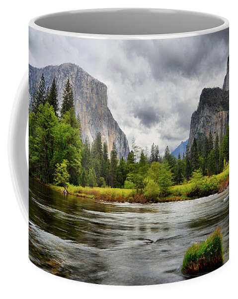 Gates Of The Valley Coffee Mug featuring the photograph A Storm Draws Near by Lynn Bauer