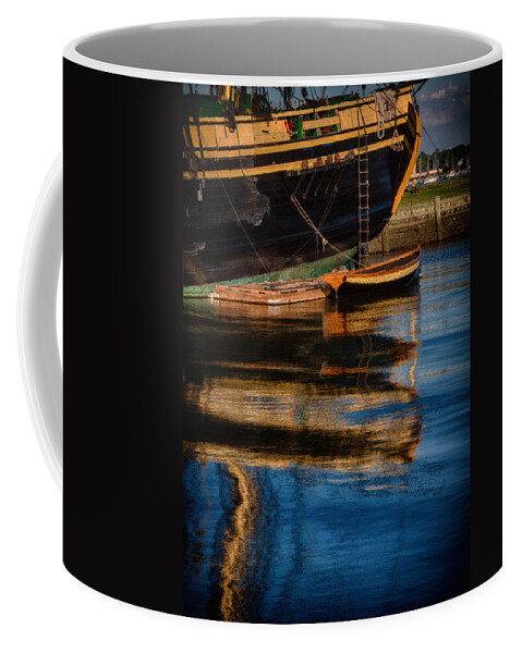 Salem Coffee Mug featuring the photograph Afternoon Friendship reflection by Jeff Folger