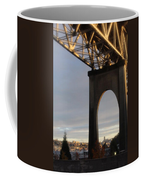 Fremont Coffee Mug featuring the photograph Aurora Bridge Seattle Washington by Suzanne Lorenz