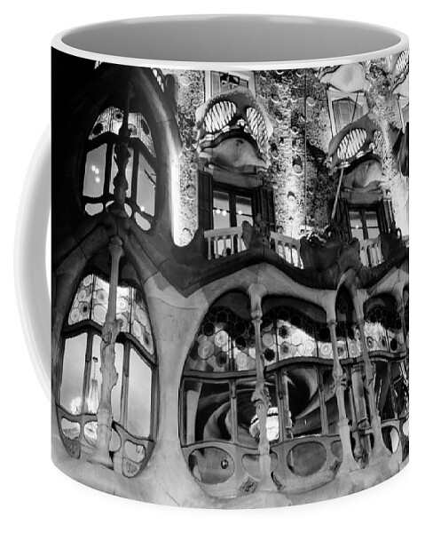 Barcelona Coffee Mug featuring the photograph Barcelona - Casa Batllo by AM FineArtPrints