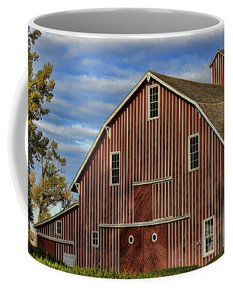 Barn Coffee Mug featuring the photograph Buffalo Bill Barn 03 by Sylvia Thornton