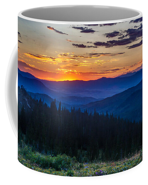 Steamboat Coffee Mug featuring the photograph Buffalo Sky by Kevin Dietrich