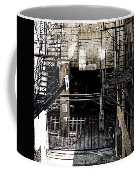 Chicago Coffee Mug featuring the photograph Chicago Alley by Frank Winters