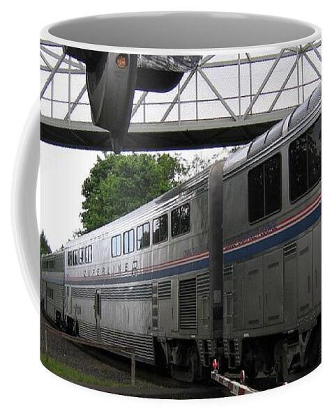 Amtrak Coffee Mug featuring the photograph Coast Starlight in Salem by James B Toy