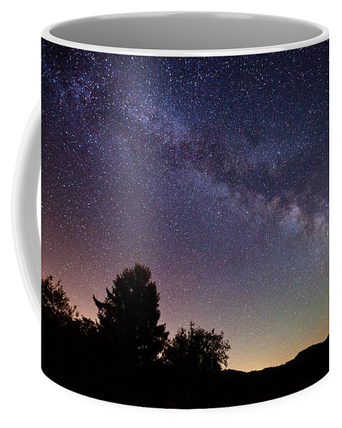 Milky Way Coffee Mug featuring the photograph Coastal Skies by Darren White