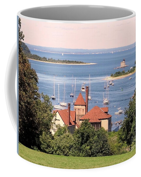 Coindre Hall Coffee Mug featuring the photograph Coindre Hall Boathouse by Ed Weidman