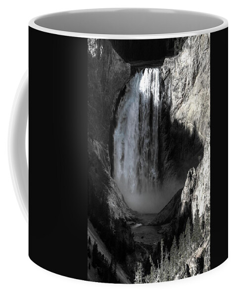 Cascade Coffee Mug featuring the photograph Cold Cascade by David Andersen