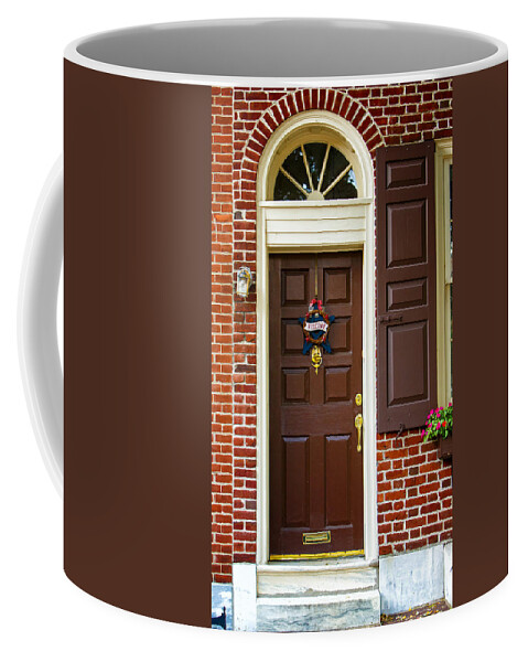 Brick Coffee Mug featuring the photograph Colonial Door by Jerry Fornarotto